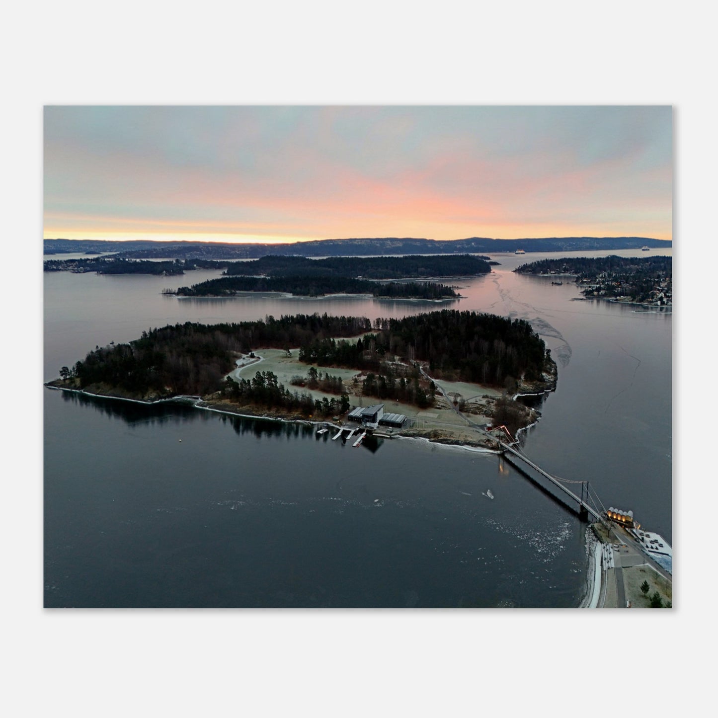 af8c8fb7-e328-41e6-b37b-857a62fc4d0f