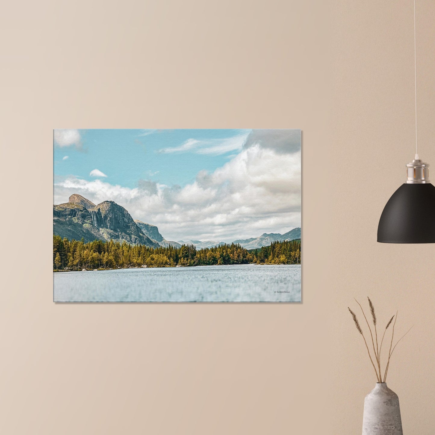 c7085ada-8a6f-441e-a73f-653bd3921577