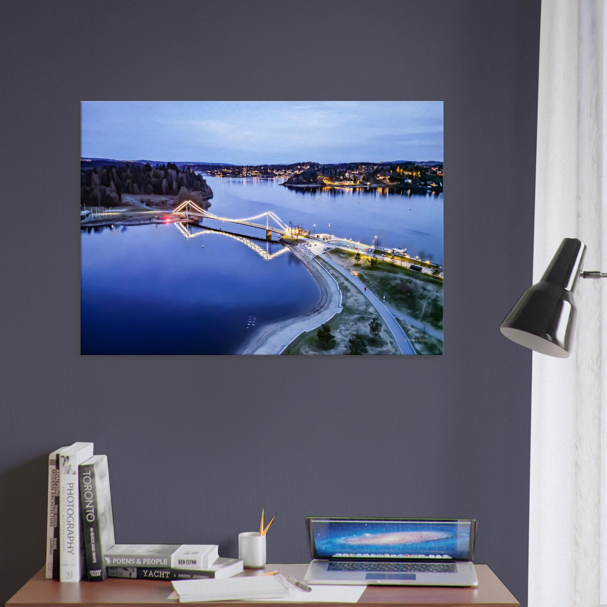 c8718934-ac03-4154-883e-636718cb7bc2